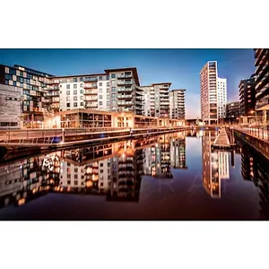 Apartment Modern Deluxe Dock Free Secure Parking, Leeds (West Yorkshire)