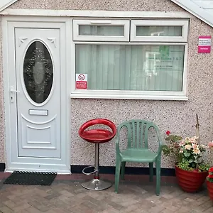 Apartment Harman Self-catering Free Wifi & Parking, Leeds (West Yorkshire)